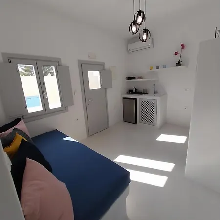 Hotel East Wind Perissa (Santorini)