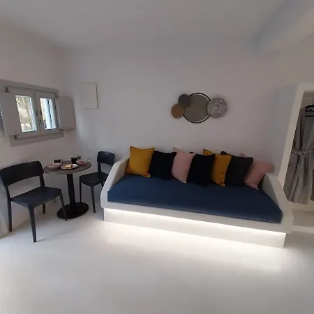 Hotel East Wind Perissa (Santorini)