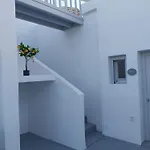 East Wind * Perissa (Santorini)