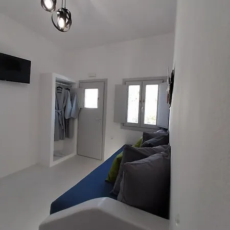 Отель East Wind *