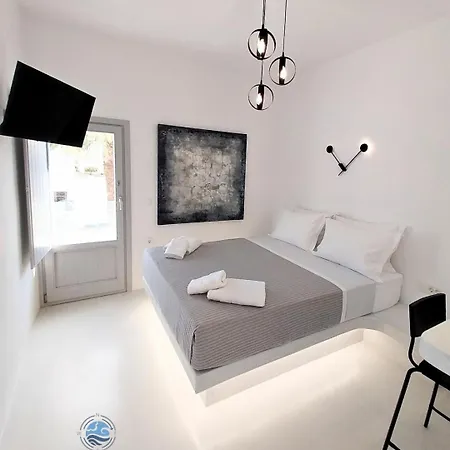 East Wind * Perísza